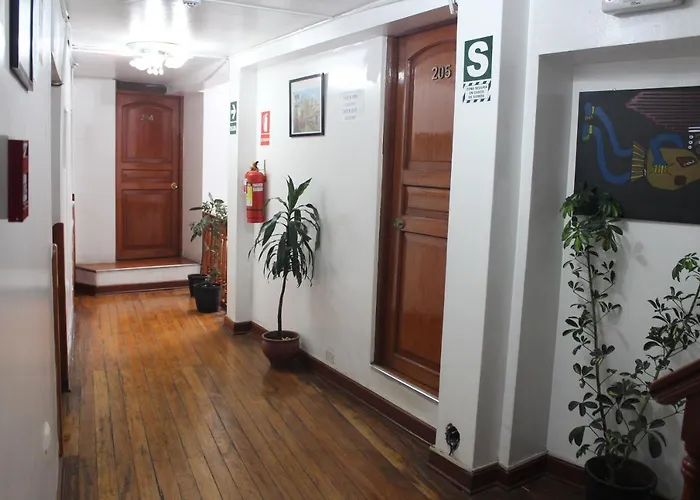Turistico Illapa 119 Hostel *